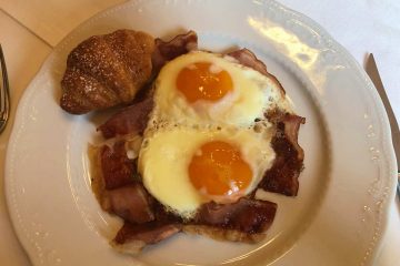 colazione con uova e speck schlosswirt forst