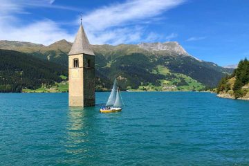 lago di resia cosa vedere